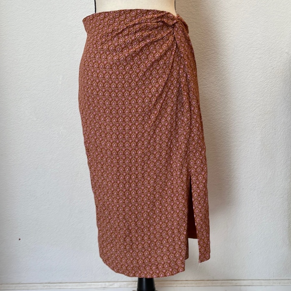 NWT: Ann Taylor 2P Paisley Printed Midi Skirt